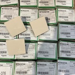 Ca. 240x Schneider electric/Merten Wip t.b.v. schakelaar